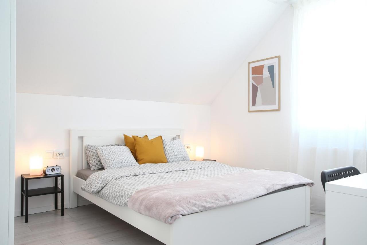 White Rooms Arena Zagreb Luaran gambar