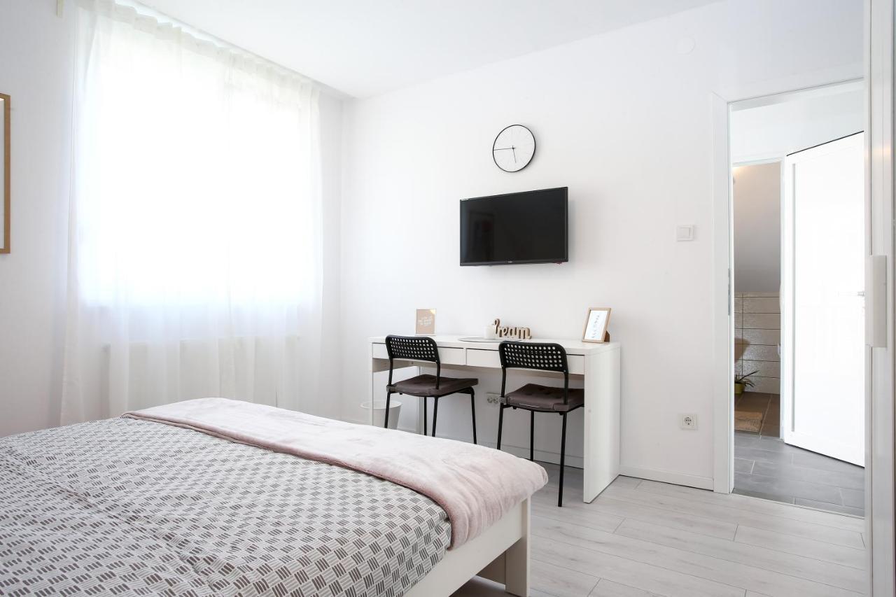 White Rooms Arena Zagreb Luaran gambar